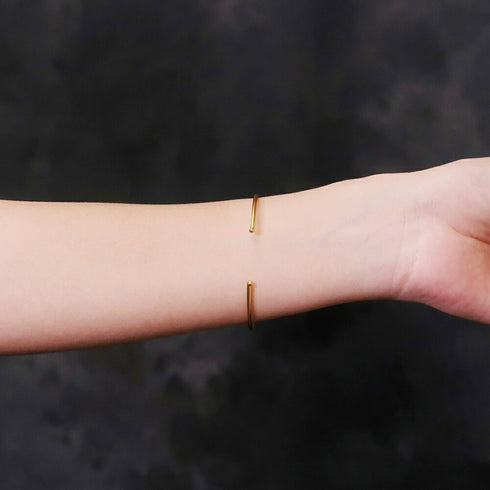 バングル ブレスレット オーバル ビューティフルジルコニア ANTICO ABR018