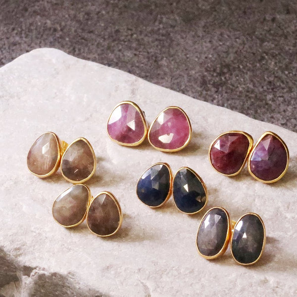 ナノッタ ピアス ナチュラルサファイア ブルー系 AER017-ER139-BLUE