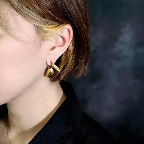 ピアス スタッド オリーブ リーフ ANTICO AER030