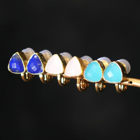 イヤリング 天然石 トリリアント 三角 アンリファインド ANTICO AER035