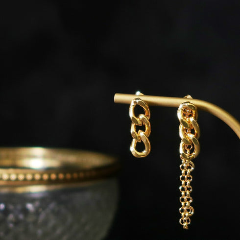 ピアス チェーン アシンメトリー ANTICO AER036