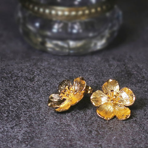 ピアス スタッド 花 ANTICO AER050