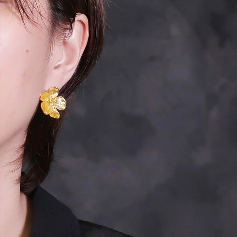 ピアス スタッド 花 ANTICO AER050