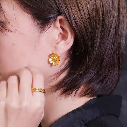 ピアス スタッド 花 ANTICO AER054