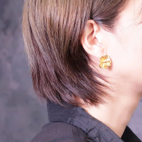 ピアス スタッド 花 ANTICO AER055