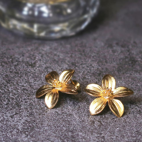 ピアス スタッド 花 ANTICO AER057