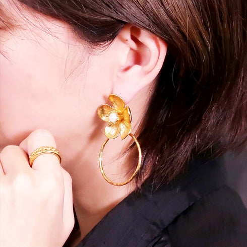 ピアス パール ラウンド スタッド サークル 花 ANTICO AER064