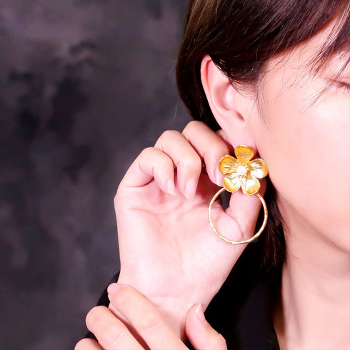 ピアス パール ラウンド スタッド サークル 花 ANTICO AER064