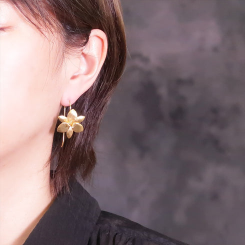 ピアス フック 花 ANTICO AER071