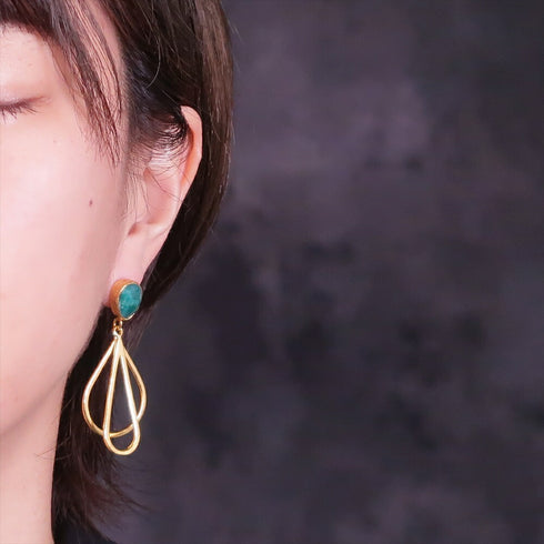 ピアス 天然石 ティアドロップ スタッド アンリファインド ANTICO AER072