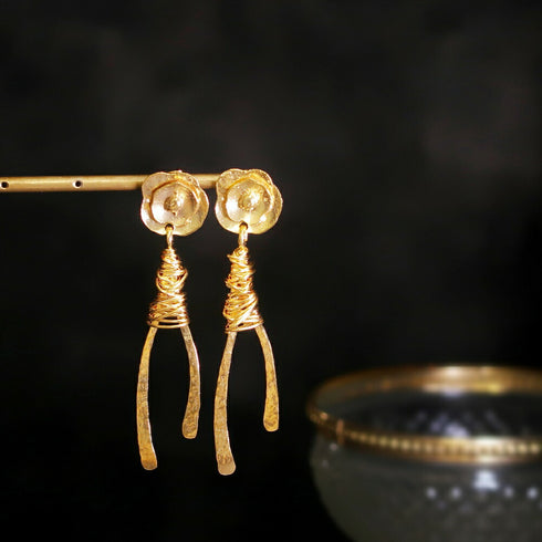 ピアス スタッド 花 ANTICO AER073