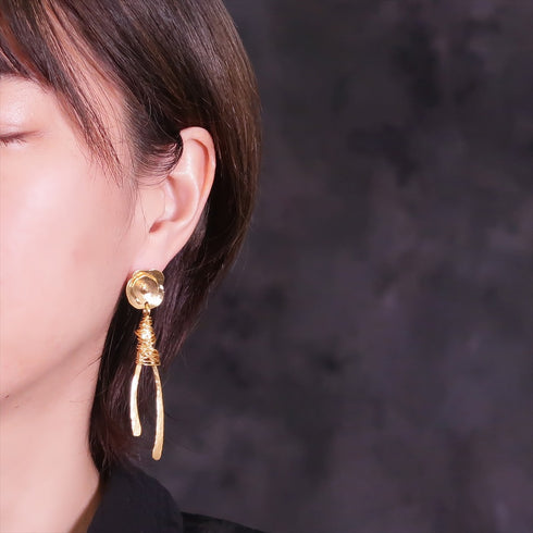 ピアス スタッド 花 ANTICO AER073