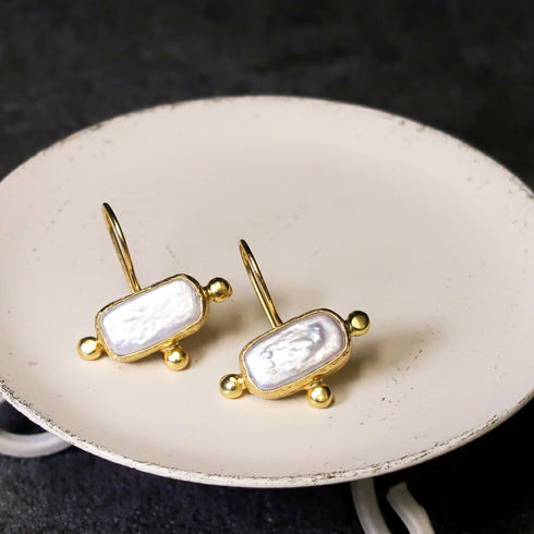 ピアス 天然石 パール レクタングル フック アンリファインド ANTICO AER077