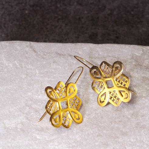 ピアス フック 透かし オリエンタル ANTICO AER078