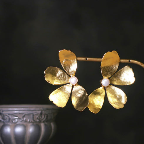 ピアス パール スタッド 花 ANTICO AER080