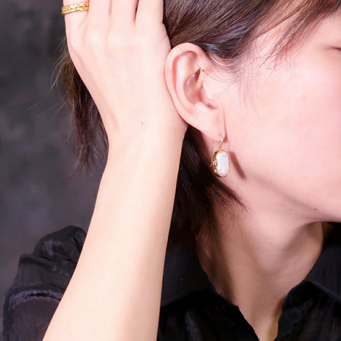 ピアス 天然石 パール レクタングル フック アンリファインド ANTICO AER088