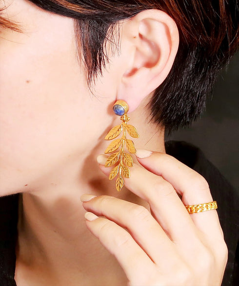 ピアス 天然石 ラウンド スタッド リーフ アンリファインド ANTICO AER092