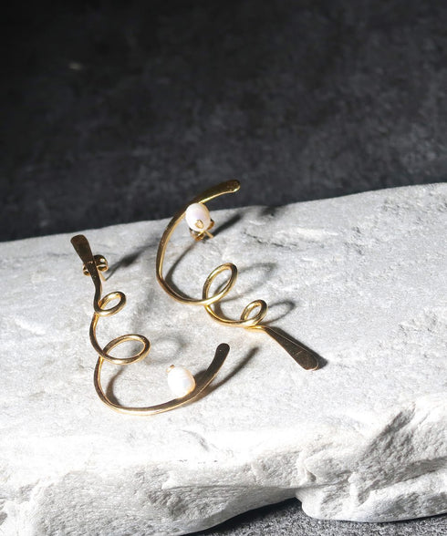 ピアス パール スタッド アシンメトリー オリエンタル ANTICO AER098