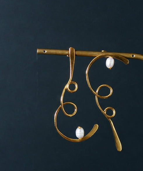 ピアス パール スタッド アシンメトリー オリエンタル ANTICO AER098