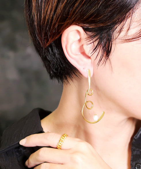 ピアス パール スタッド アシンメトリー オリエンタル ANTICO AER098