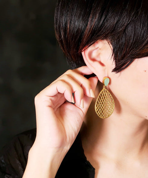 ピアス 天然石 ティアドロップ スタッド レース アンリファインド ANTICO AER099