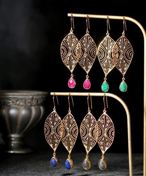 ピアス 天然石 ティアドロップ フック レース リーフ アンリファインド ANTICO AER100