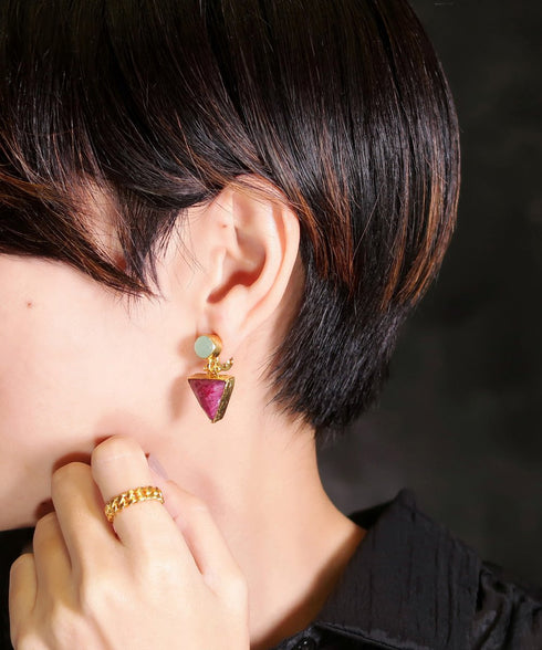 イヤリング 天然石 ラウンド トリリアント 三角 アンリファインド ANTICO AER103