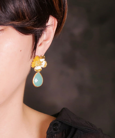 ピアス 天然石 ティアドロップ スタッド 花 アンリファインド ANTICO AER114