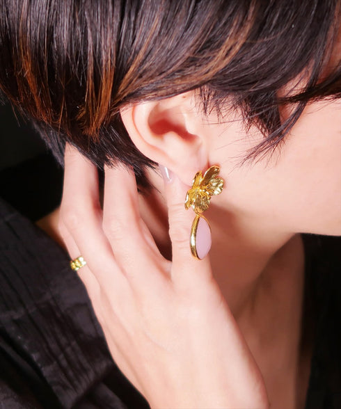 ピアス 天然石 ティアドロップ スタッド 花 アンリファインド ANTICO AER114