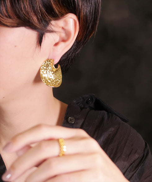 ピアス スタッド プレート オリエンタル ANTICO AER126