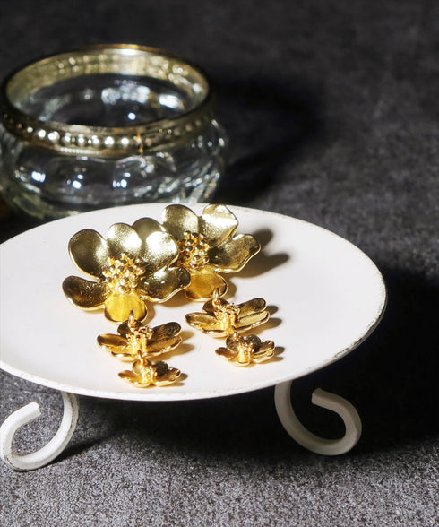 ピアス スタッド 花 ANTICO AER127