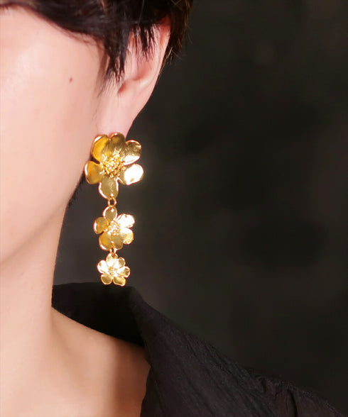 ピアス スタッド 花 ANTICO AER127