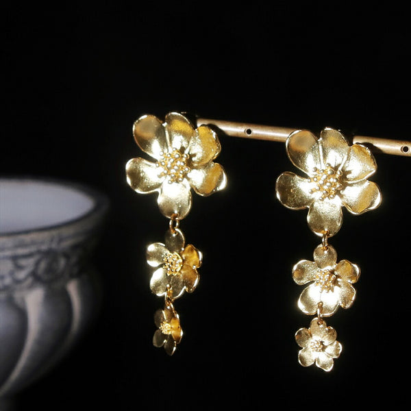 ナノッタ ピアス フラワー GD AER127-ER365-GD