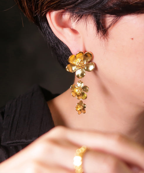 ピアス スタッド 花 ANTICO AER127