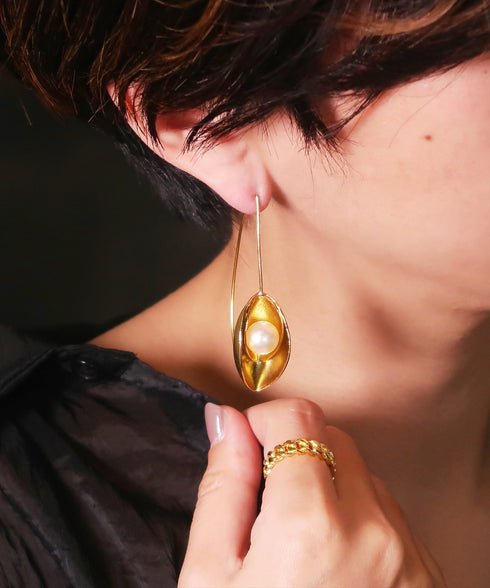 ピアス パール フック 花 つぼみ ANTICO AER129