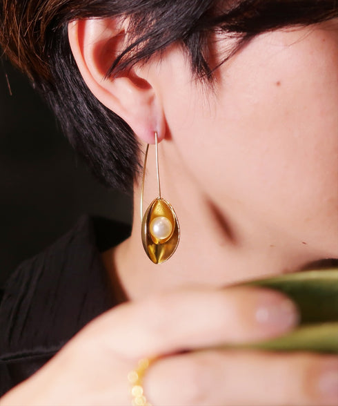 ピアス パール フック 花 つぼみ ANTICO AER129