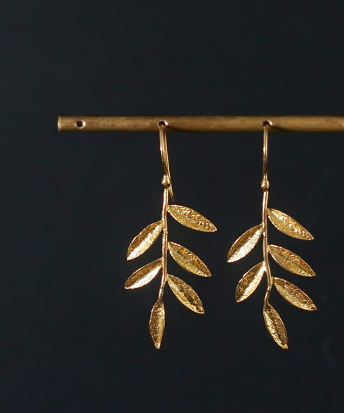 ピアス フック リーフ ANTICO AER132