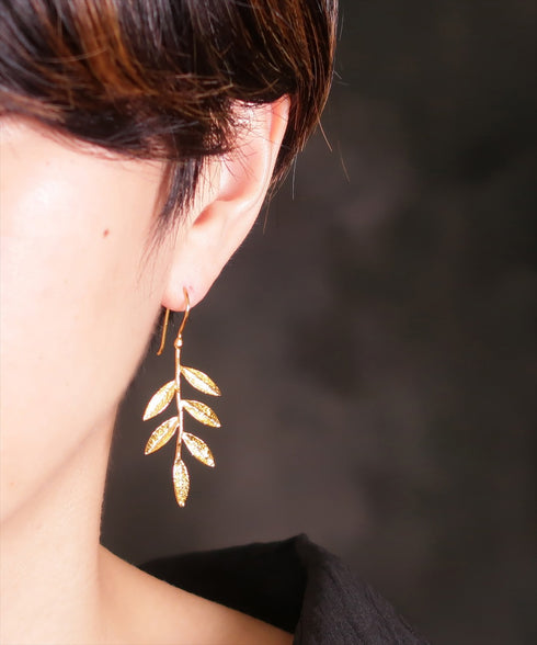 ピアス フック リーフ ANTICO AER132