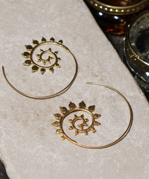 ピアス フック オリエンタル スパイラル ANTICO AER144