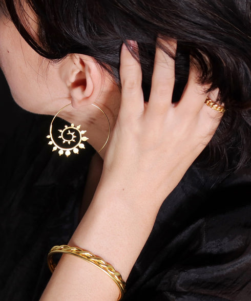 ピアス フック オリエンタル スパイラル ANTICO AER144