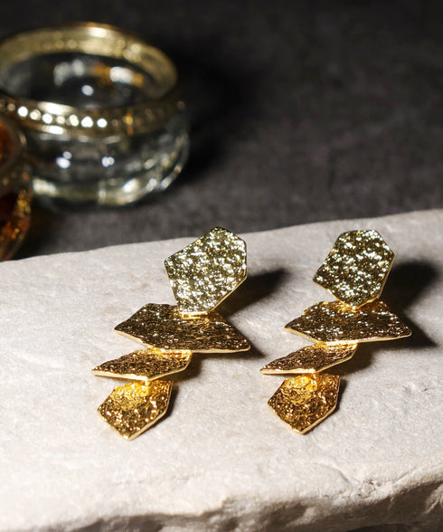 ピアス スタッド プレート オリエンタル ANTICO AER152