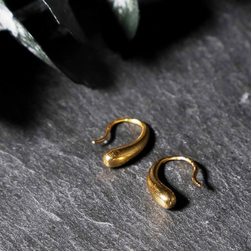 ナノッタ ピアス ドロップ ゴールド AER158-GD