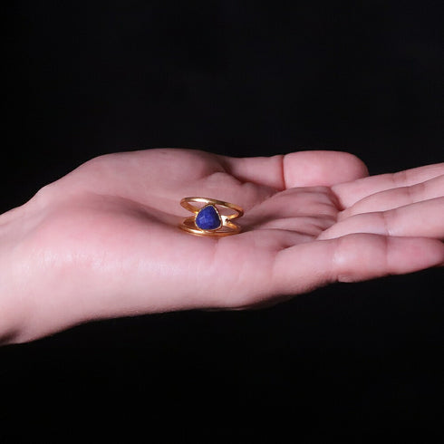 リング 指輪 天然石 トリリアント 三角 アンリファインド ANTICO ARN038