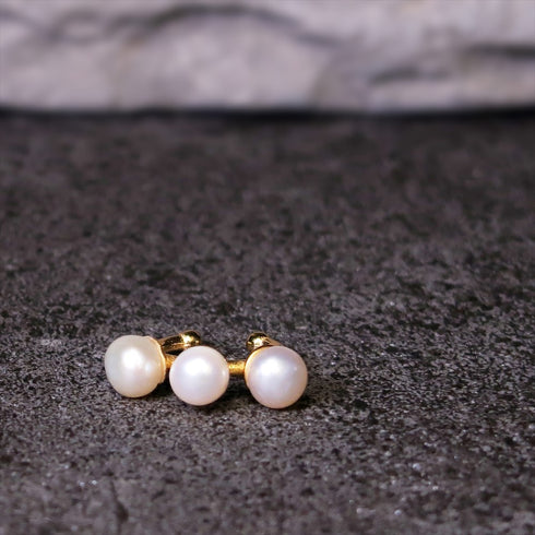 イヤーカフ 天然石 パール ラウンド ANTICO ASE012