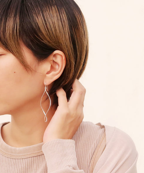 THE 純銀 ピアス BEA002