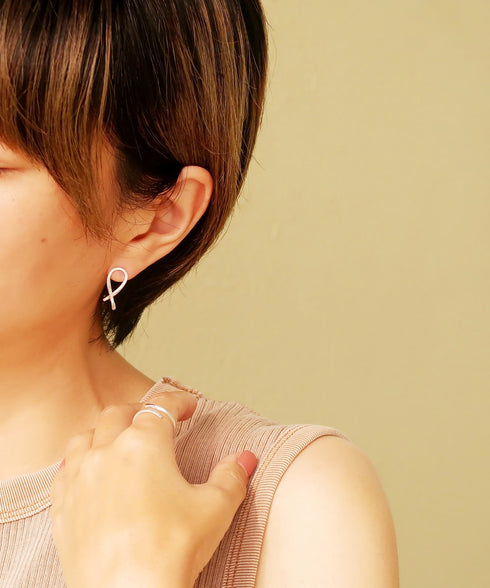 THE 純銀 ピアス BEA009