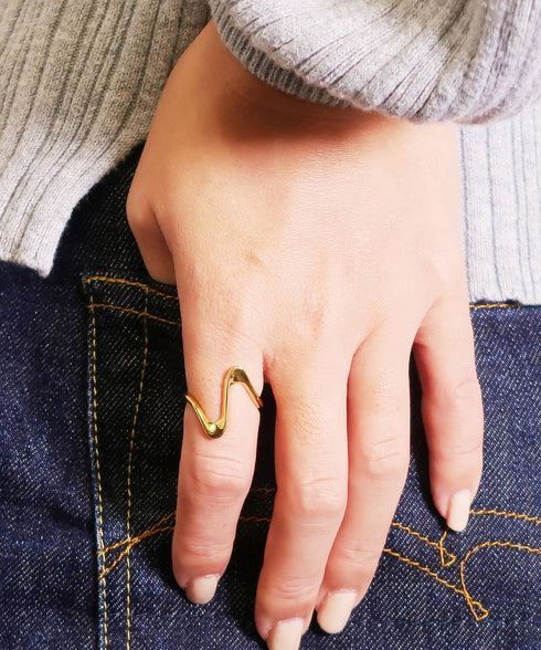 リング 指輪 サージカルステンレス 316L ウェーブ CRN017